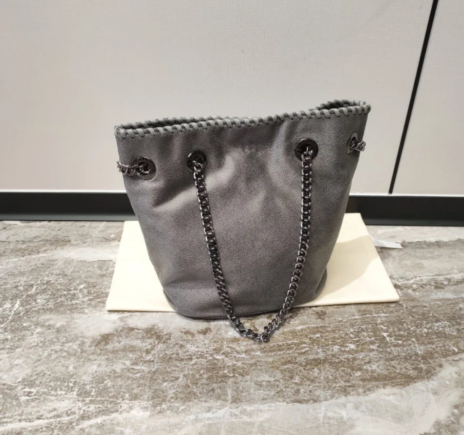 Women Bucket Bag Luxury Fashion Design Chain Shoulder Bag Casual Versatile Crossbody Messenger Bag Lady