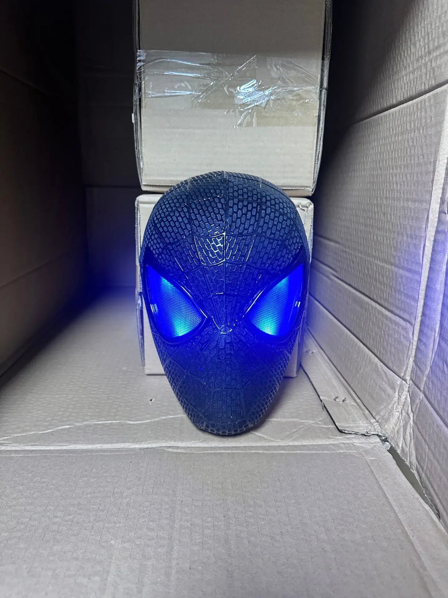 Spider-Man Headgear New The Amazing Movable Mask Helmet Electric Ring Control Eye Luminous Cosplay Collection Model Toy Kid Gift