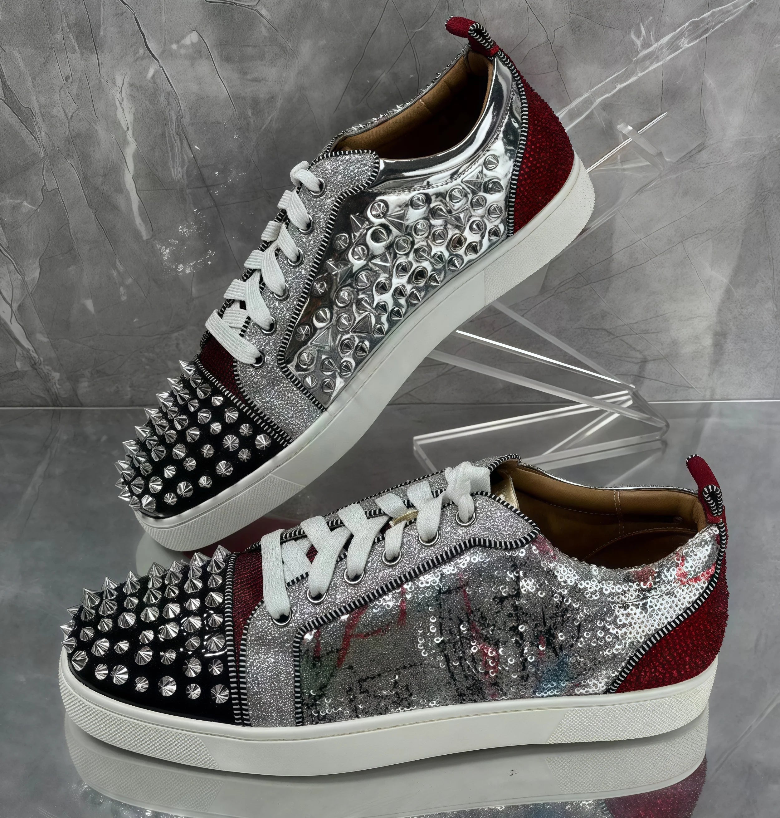 Fashion Spike Flat Heel Lace Up Female Casual Zapatillas 2025 Rivets Luxury Sneakers Woman Man Lovers Print Sports Shoes Bag Set