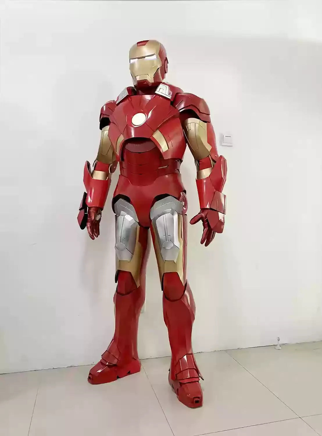 Iron Man Real Person Wearable Battle Suit 1:1 Full Body Armor Adult Robot Armor Suit Mecha Cos Clothing Model Toy Christmas Gift