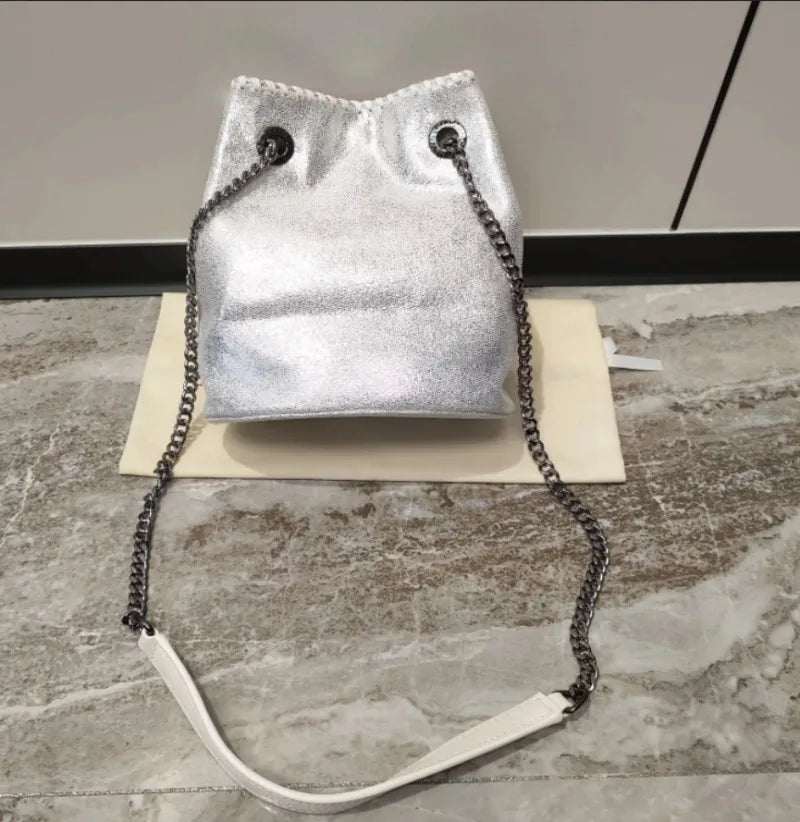 Women Bucket Bag Luxury Fashion Design Chain Shoulder Bag Casual Versatile Crossbody Messenger Bag Lady
