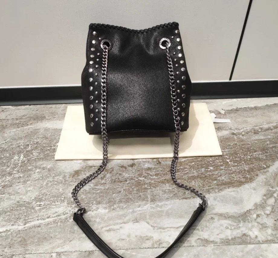 Women Bucket Bag Luxury Fashion Design Chain Shoulder Bag Casual Versatile Crossbody Messenger Bag Lady